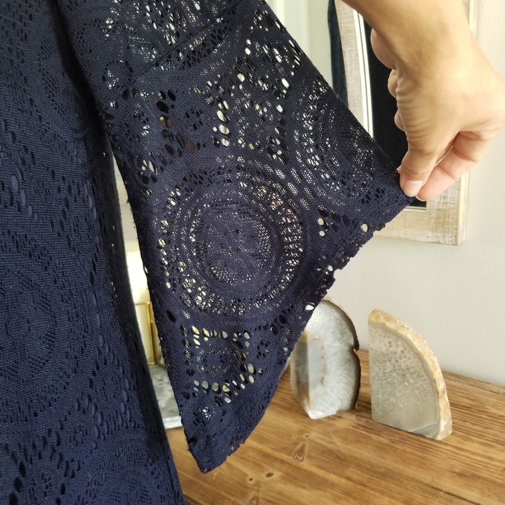 Dress. Navy Blue Medallion Lace. Tacera Brand. Size Medium. - Picture 5 of 11